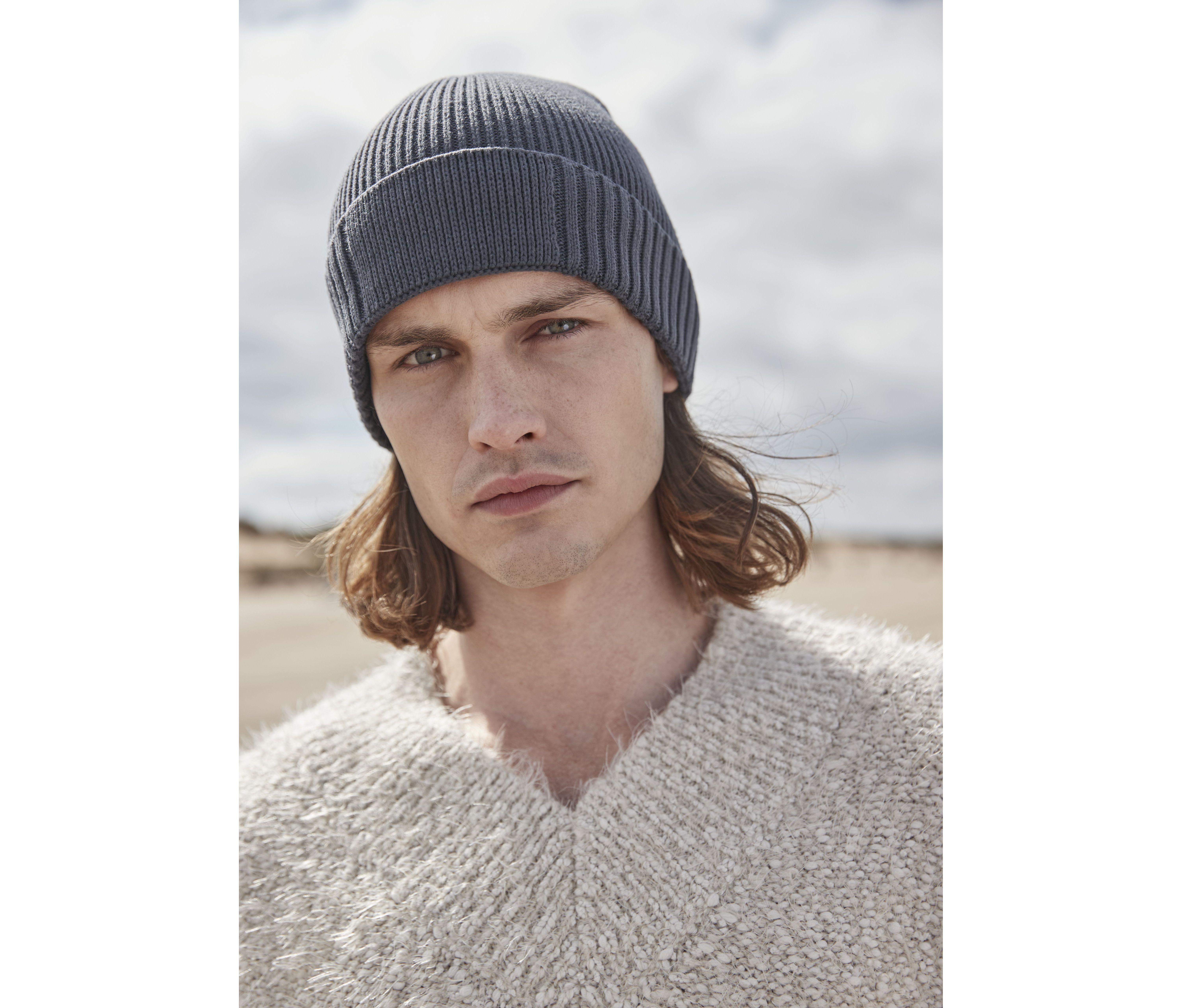 ORGANIC COTTON ENGINEERED PATCH BEANIE