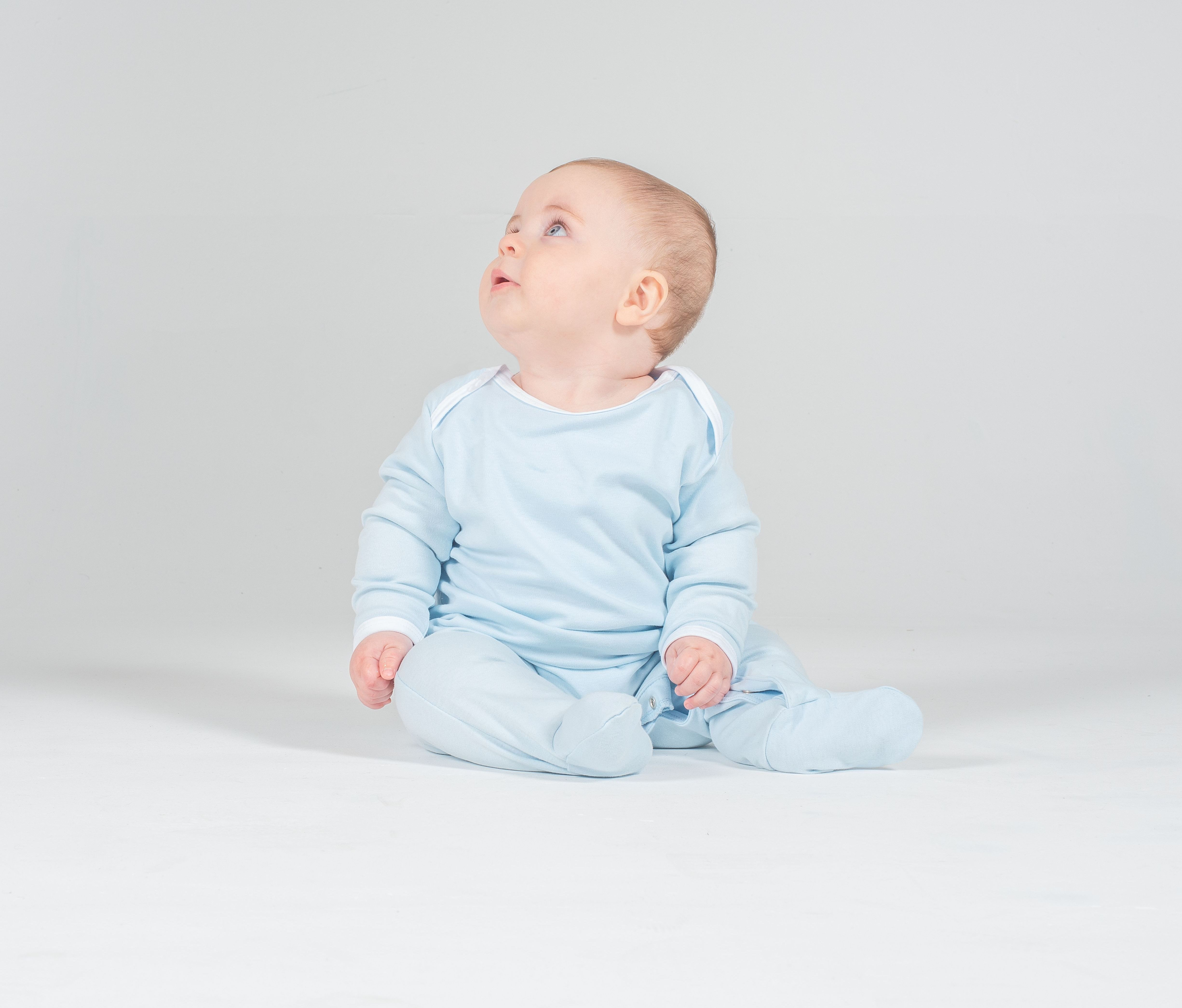 CONTRAST LONG SLEEVED SLEEPSUIT